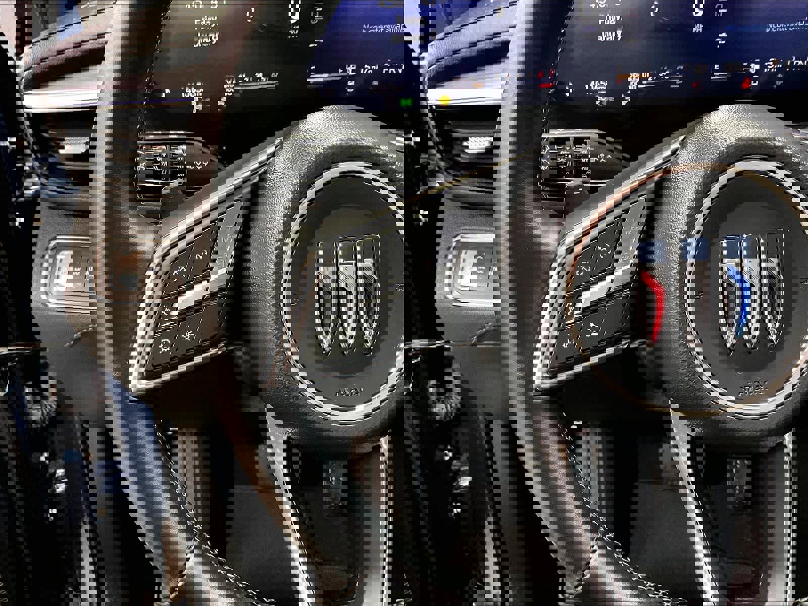 Used 2025 Buick Enclave Preferred image 23