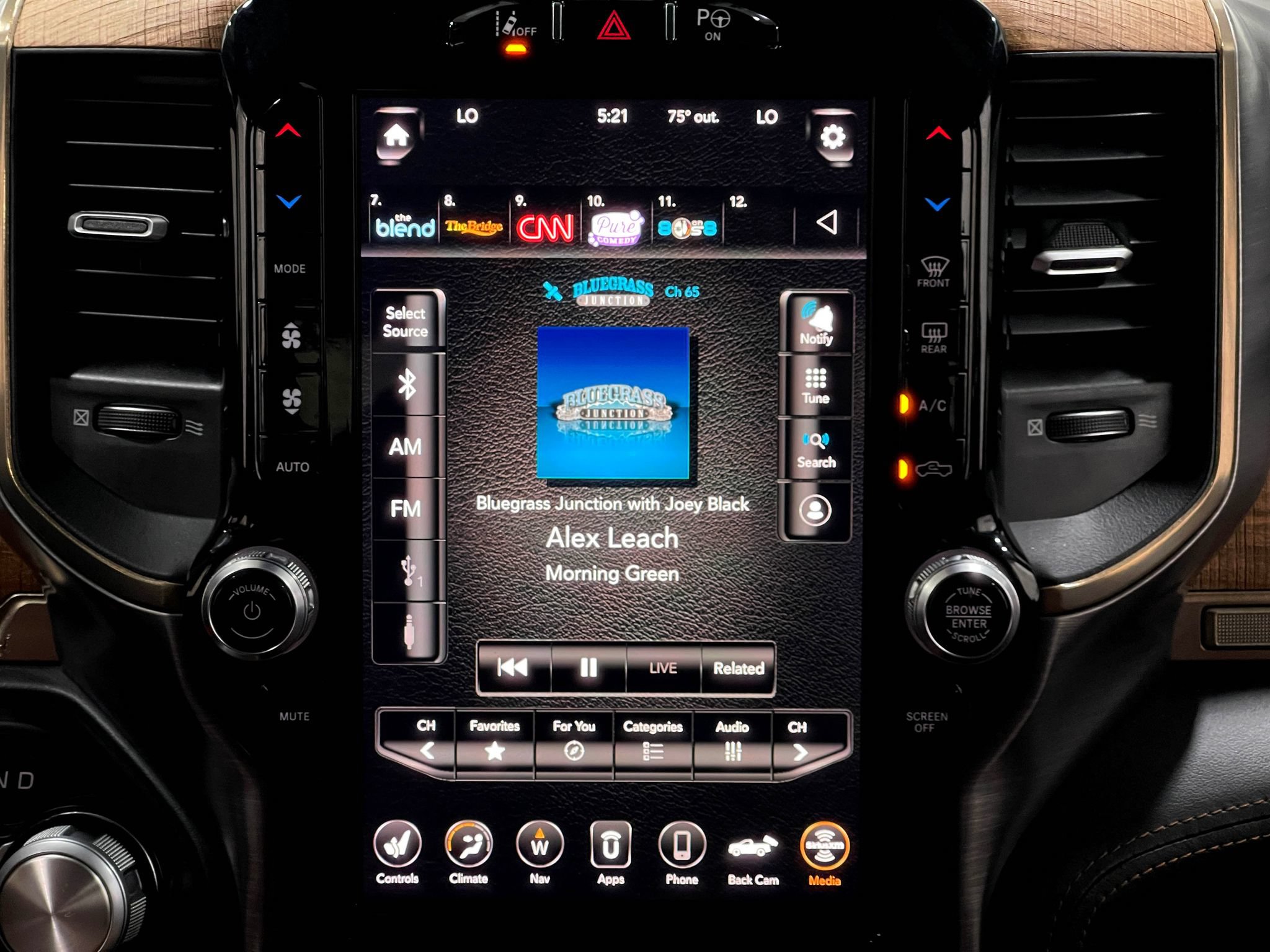 Used 2020 RAM 1500 Limited AWD/4WD image 24