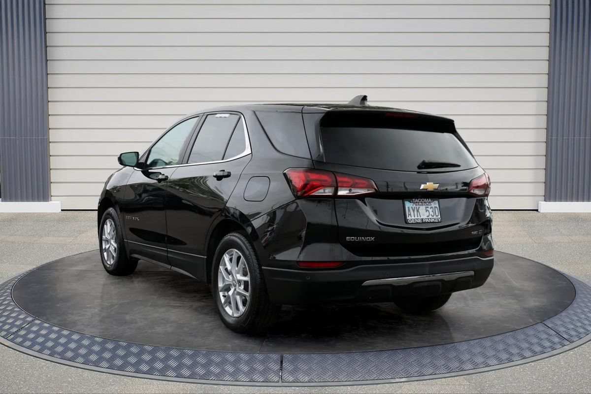 Used 2024 Chevrolet Equinox LT AWD/4WD image 5
