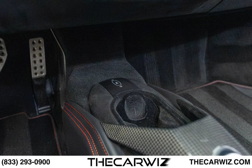 Used 2019 Ferrari 488 Spider RWD image 66