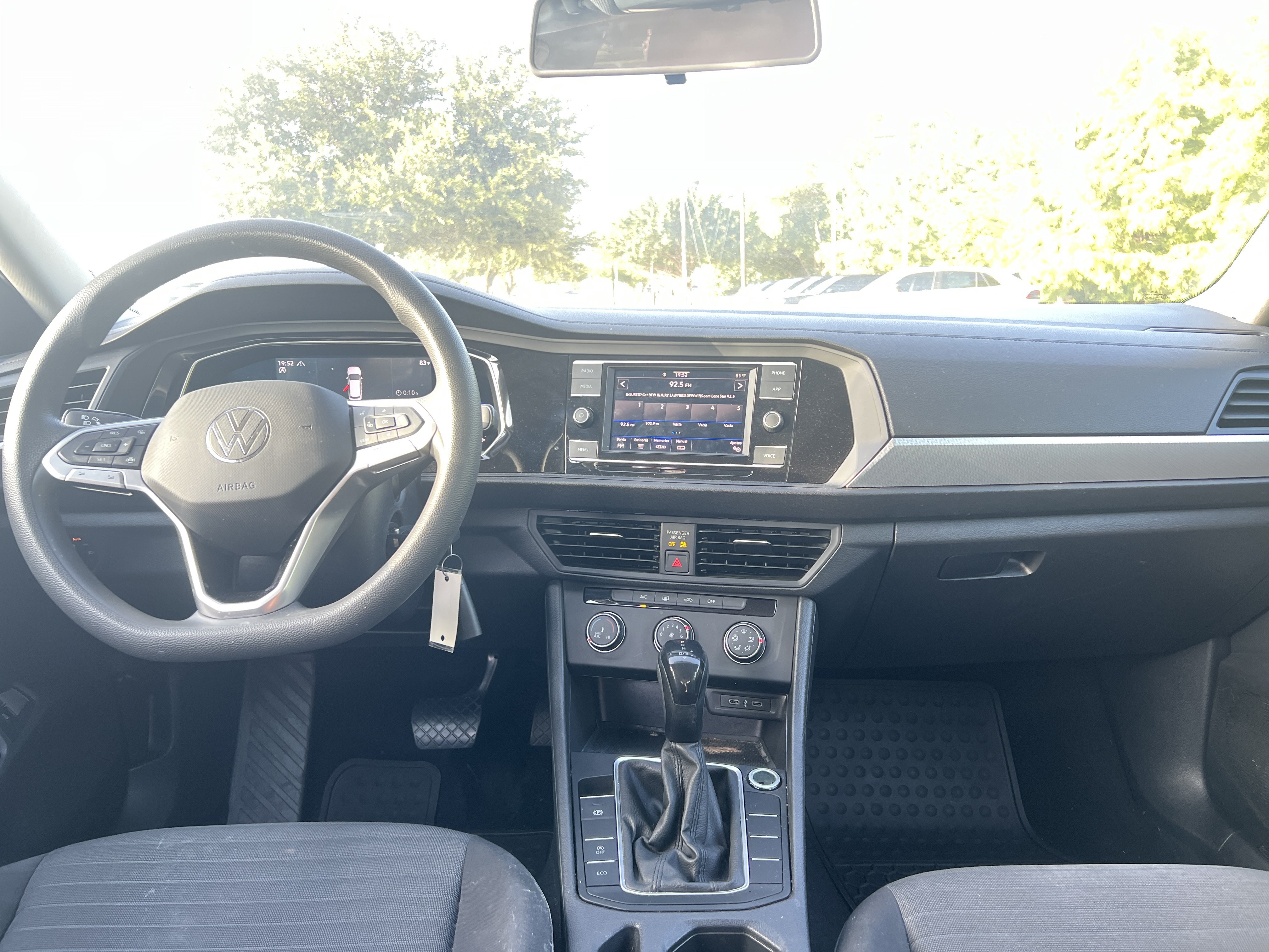 Used 2022 Volkswagen Jetta S FWD image 25