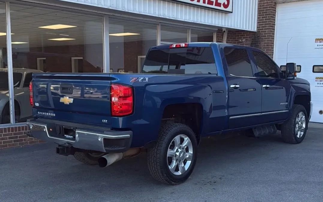 Used 2018 Chevrolet Silverado 2500 LTZ w/ Duramax Plus Package image 6