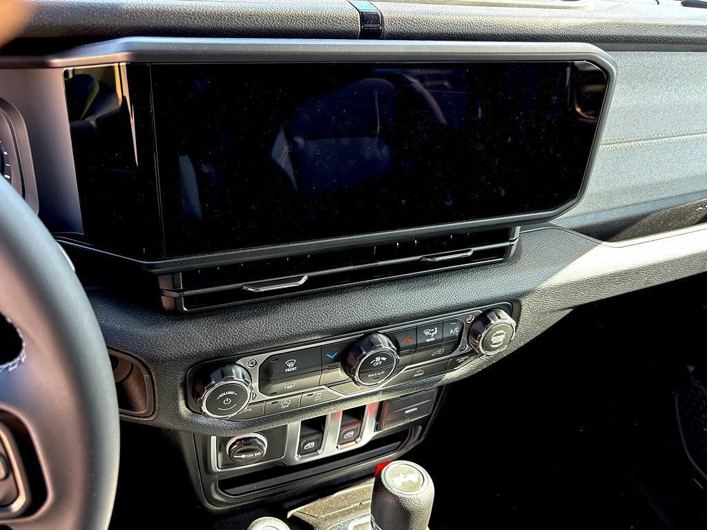 New 2026 Jeep Wrangler Sport AWD/4WD image 12
