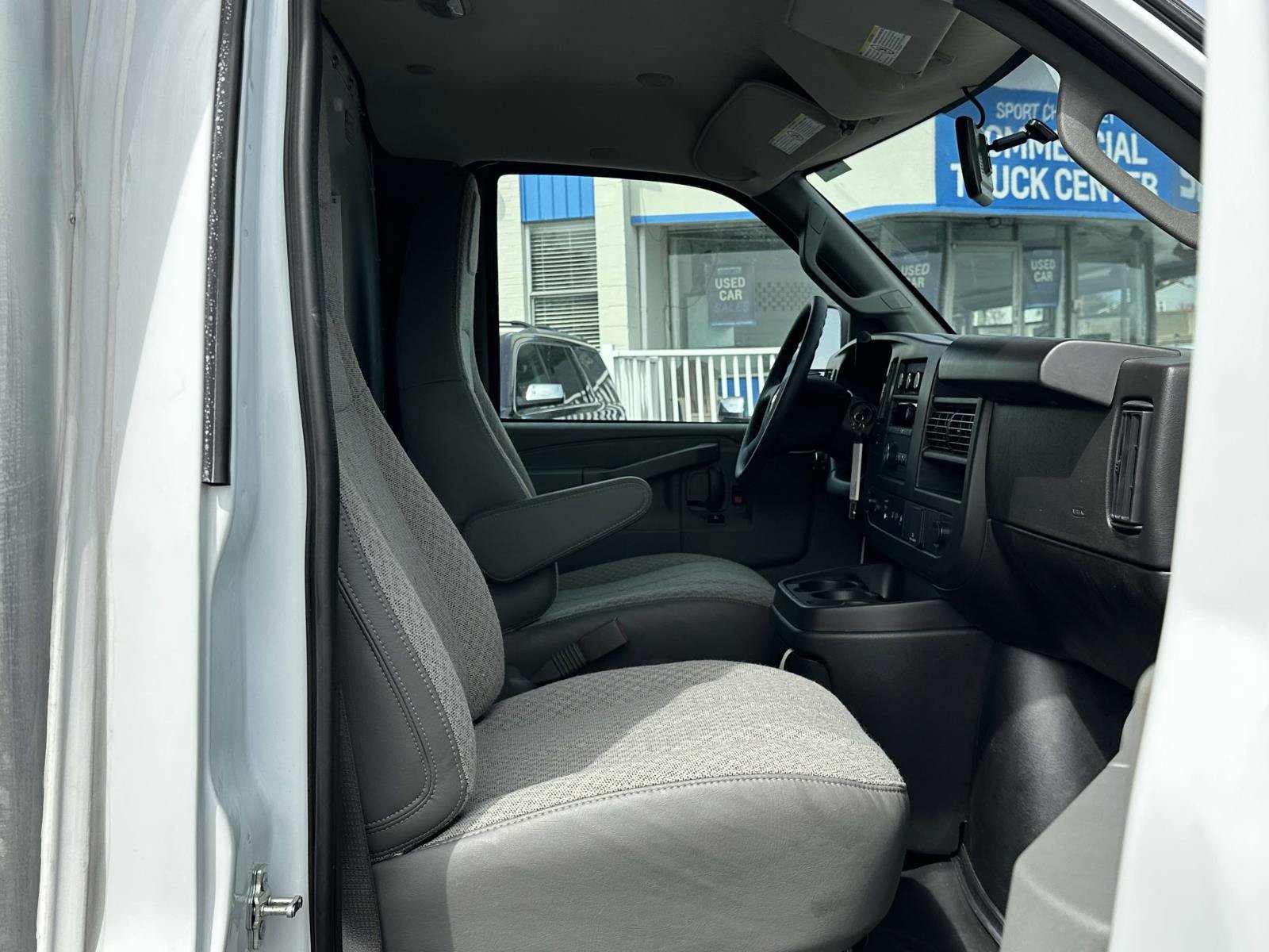New 2024 Chevrolet Express 3500 w/ Power Convenience Package RWD image 11
