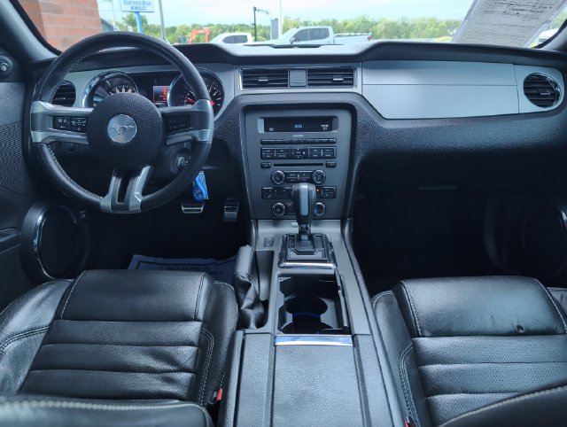 Used 2014 Ford Mustang Premium RWD image 13