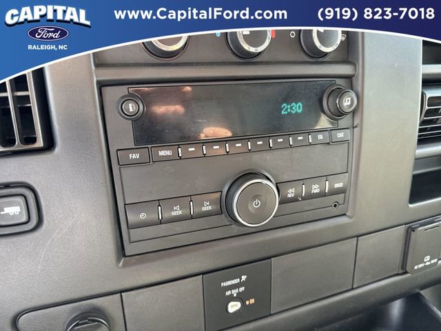 Used 2015 Chevrolet Express 3500 Extended RWD image 26