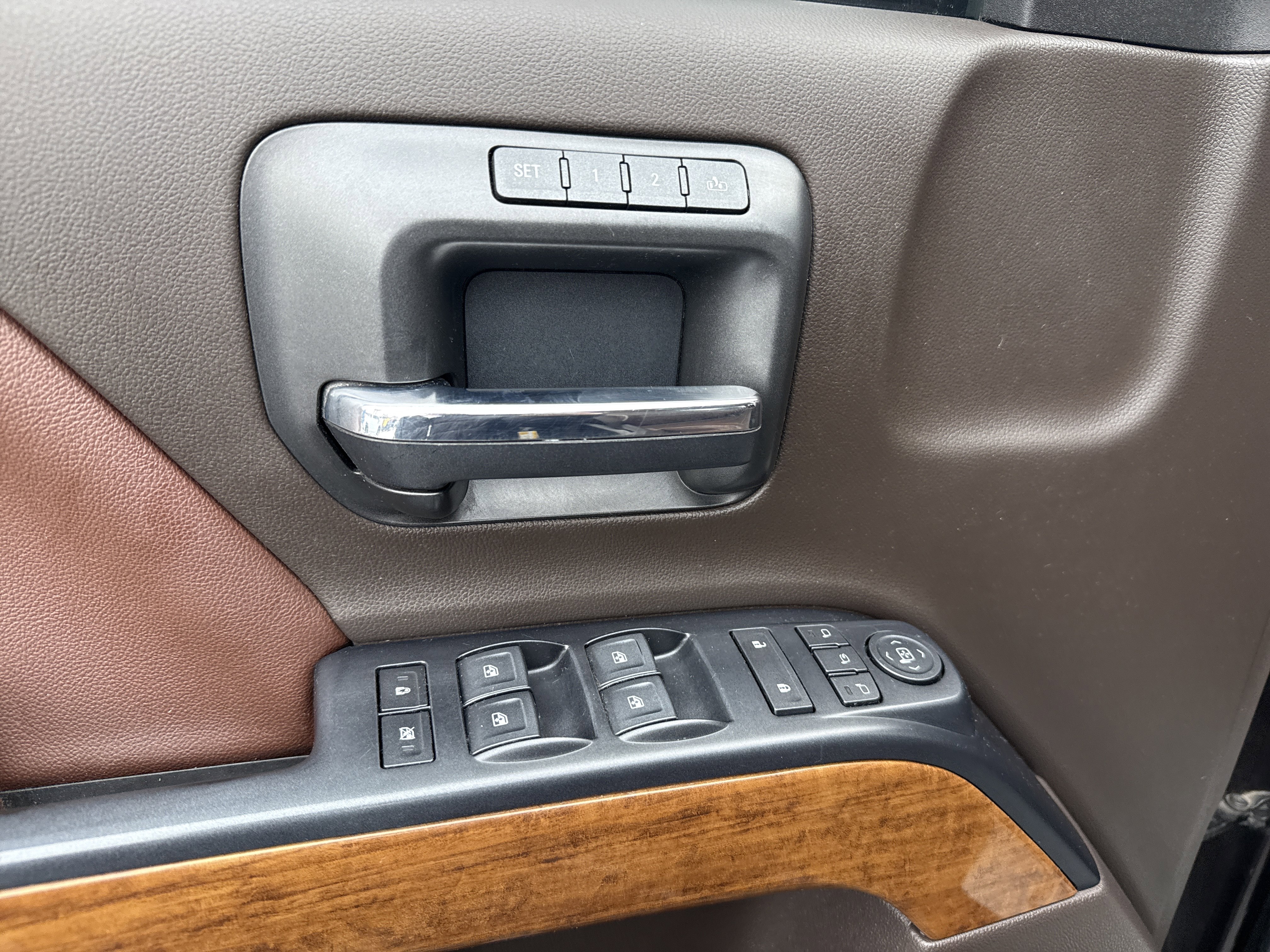 Used 2019 Chevrolet Silverado 2500 High Country w/ Duramax Plus Package image 15