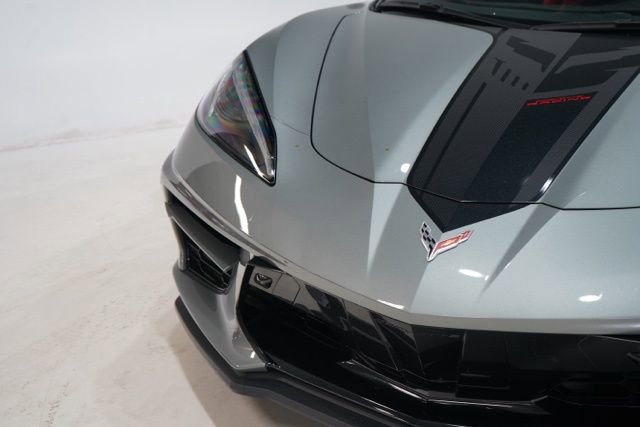 Used 2024 Chevrolet Corvette Stingray Premium Cpe w/ Z51 Performance Package RWD image 9