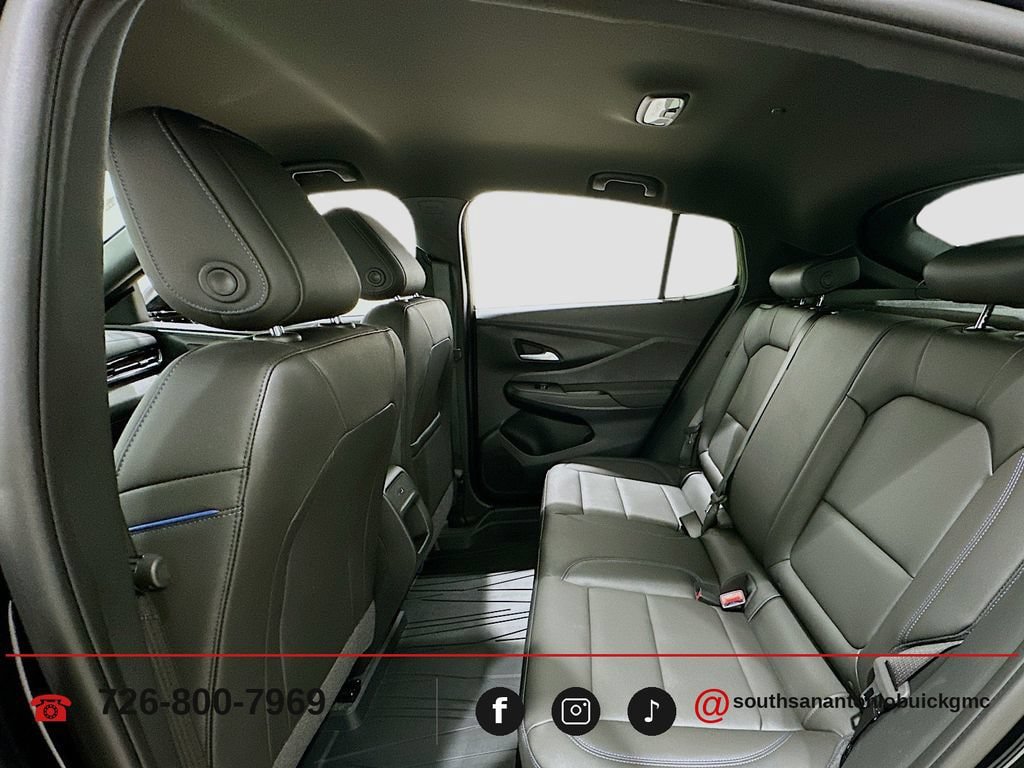 New 2026 Buick Envista Sport Touring w/ Convenience I Package FWD image 28