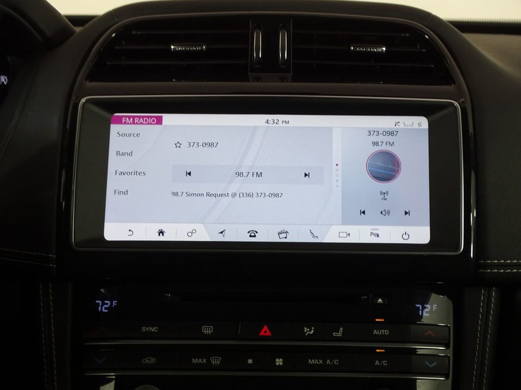 Used 2019 Jaguar F-PACE R-Sport image 33