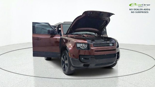 Used 2023 Land Rover Defender 130 First Edition AWD/4WD image 12