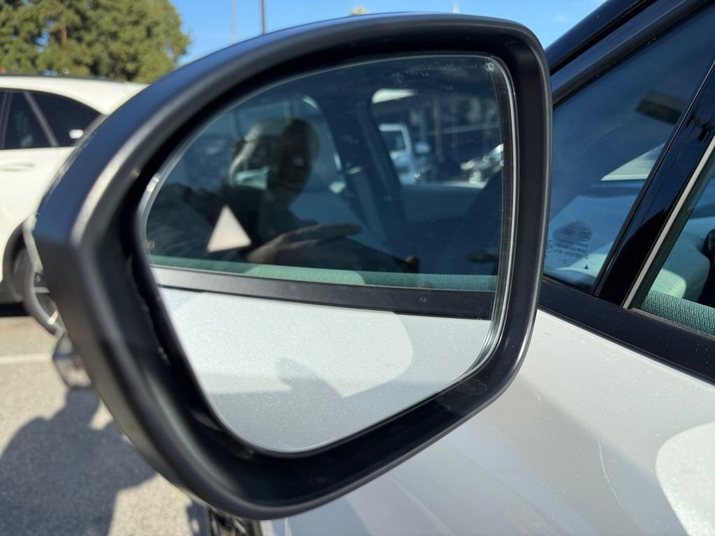 New 2026 Nissan Leaf Platinum+ image 34