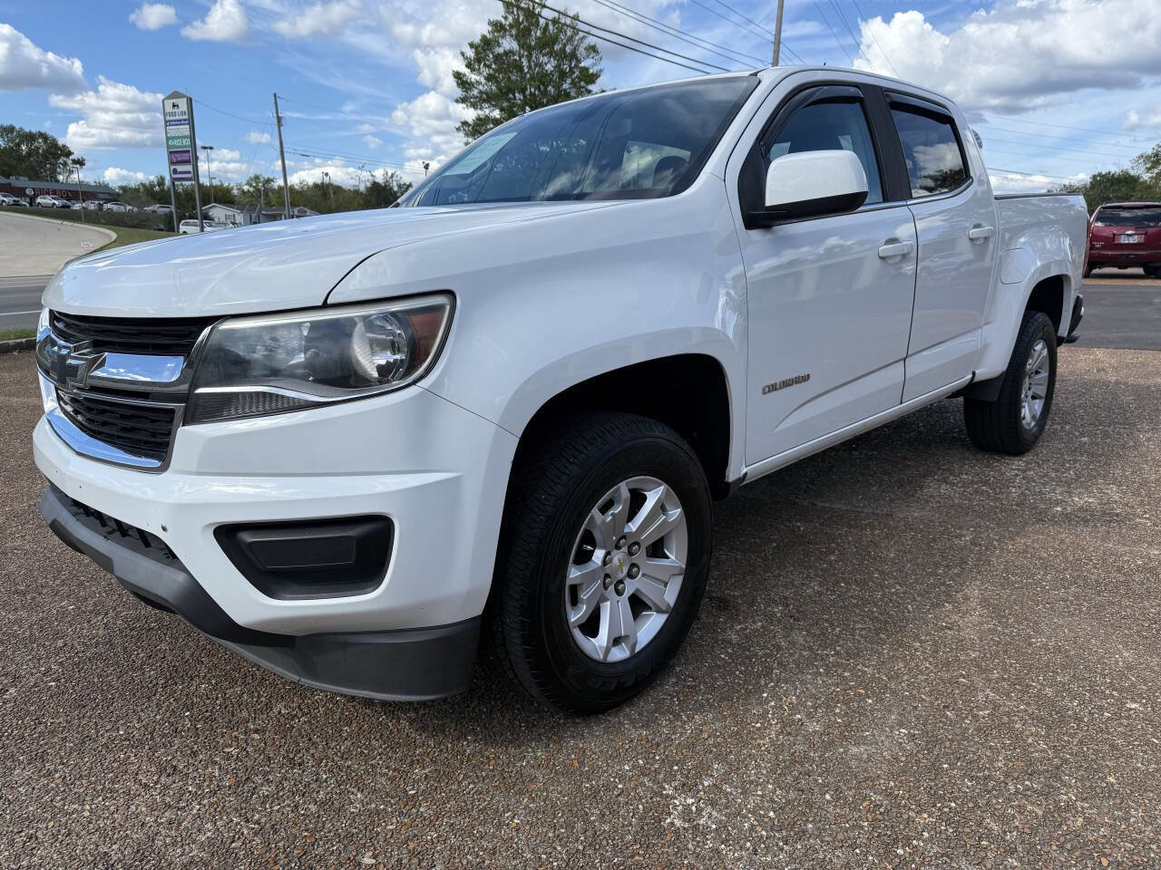 Used 2018 Chevrolet Colorado LT image 1
