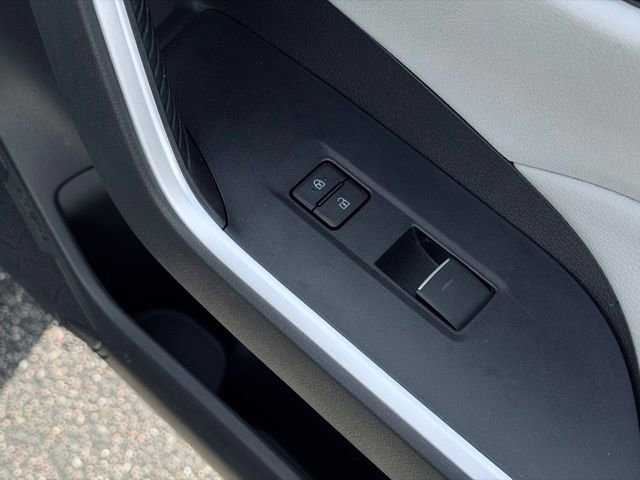Used 2022 Toyota RAV4 XLE w/ Convenience Package AWD/4WD image 18