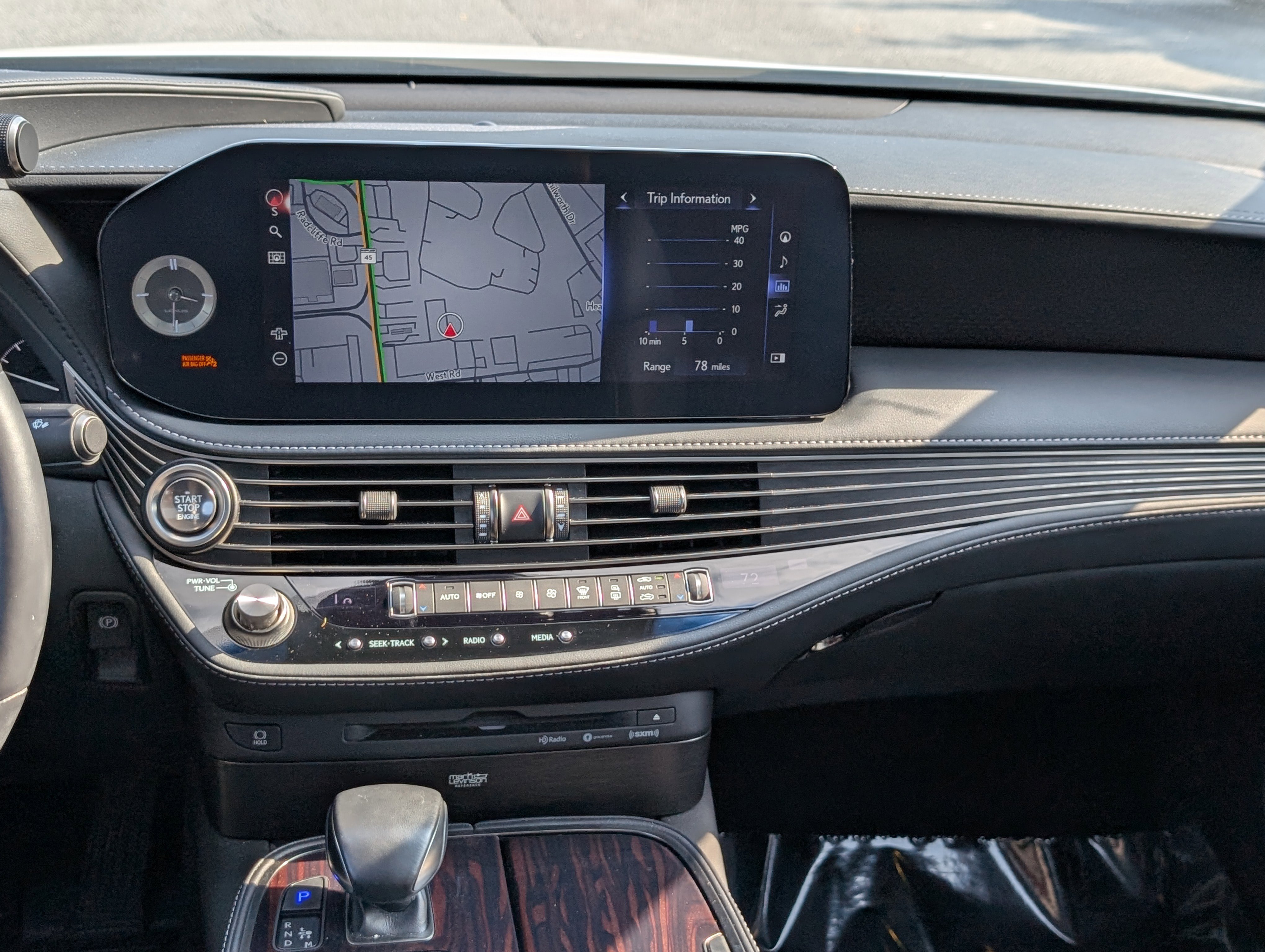 Certified 2022 Lexus LS 500 500 w/ Interior Upgrade Package image 19