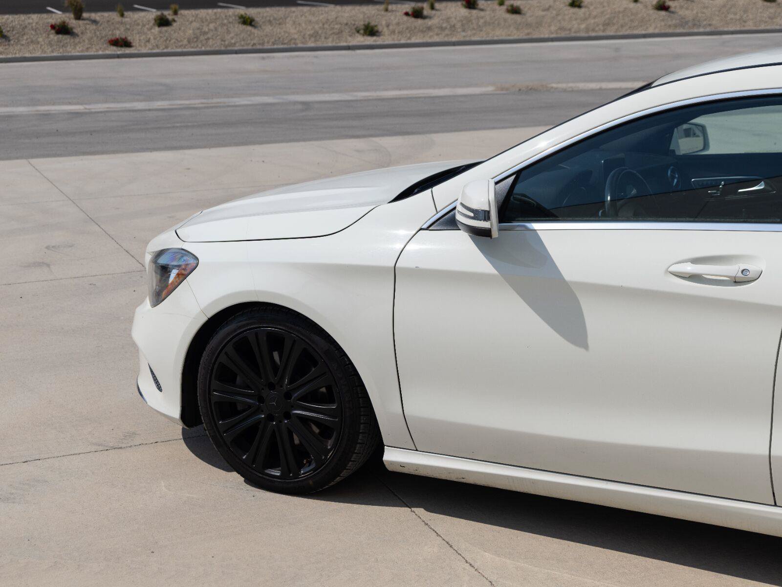 Used 2018 Mercedes-Benz CLA 250 4MATIC image 9