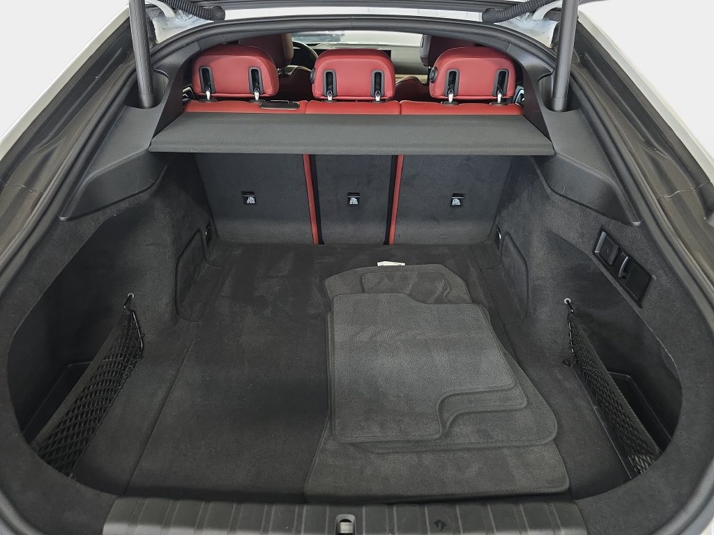 Certified 2023 BMW i4 eDrive35 w/ Premium Package RWD image 27