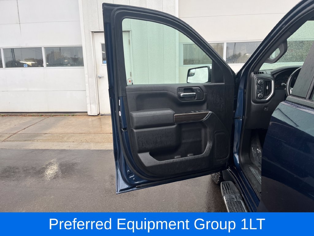 Used 2020 Chevrolet Silverado 1500 LT w/ True North Edition AWD/4WD image 13