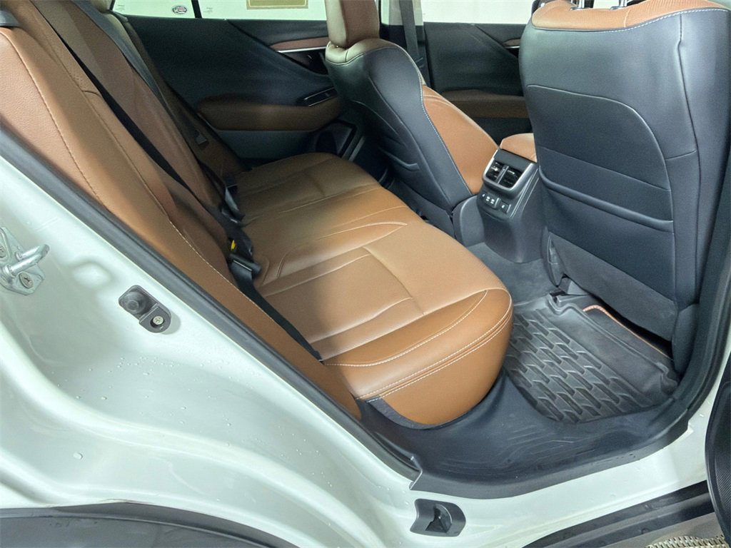 Used 2022 Subaru Outback Touring image 17