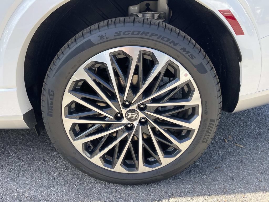 New 2026 Hyundai Palisade Calligraphy FWD image 11