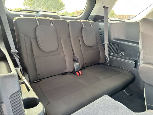 Certified 2023 Ford Explorer XLT RWD image 22