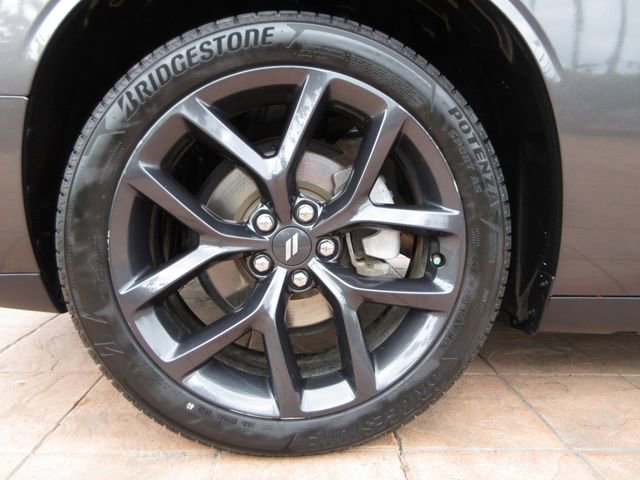 Used 2021 Dodge Challenger SXT w/ Blacktop Package image 8