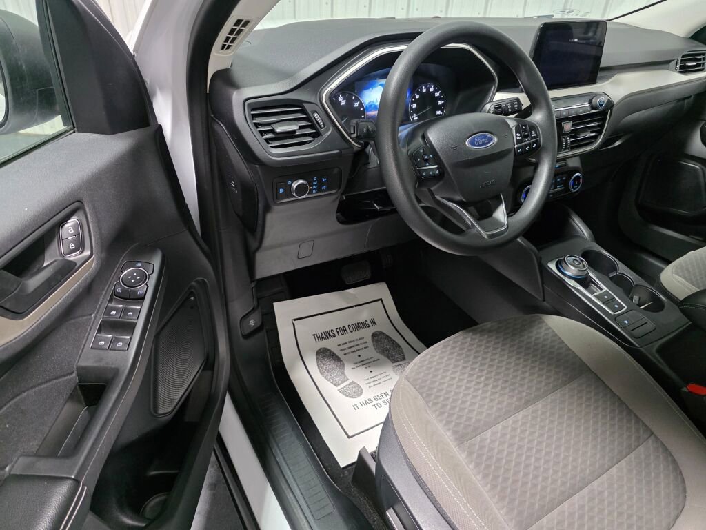 Used 2022 Ford Escape SE AWD/4WD image 7