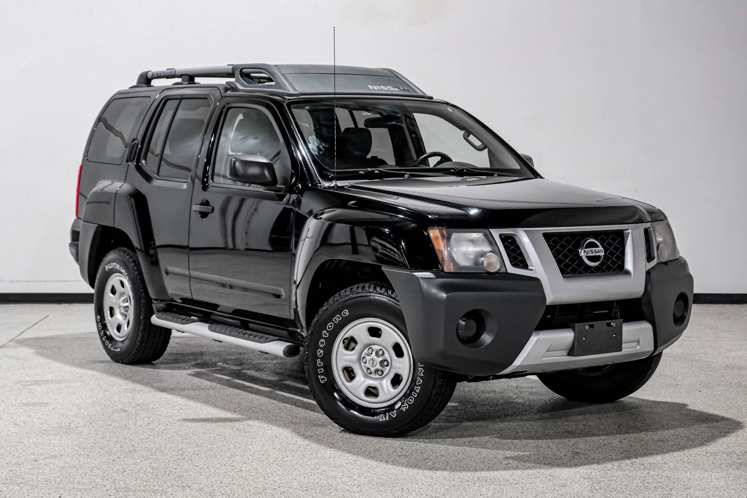 Used 2015 Nissan Xterra X AWD/4WD image 4