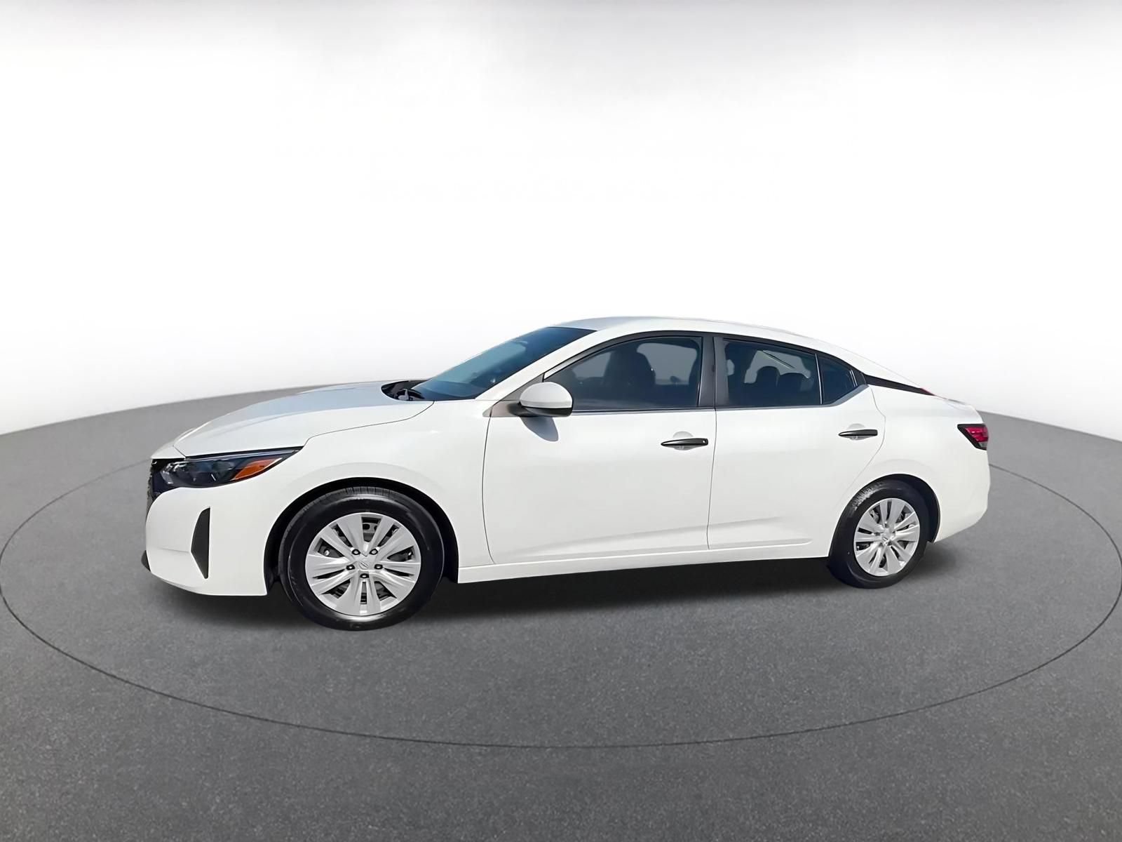 Used 2025 Nissan Sentra S FWD image 8