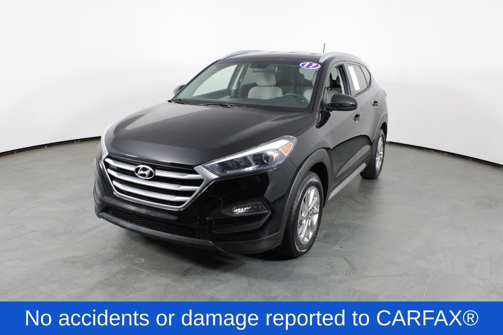 Used 2017 Hyundai Tucson SE FWD image 2