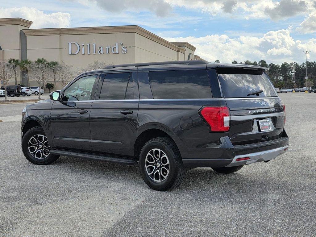 Used 2024 Ford Expedition Max XLT image 4