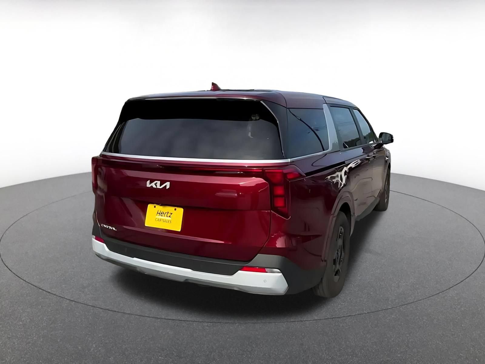 Used 2026 Kia Carnival FWD image 13