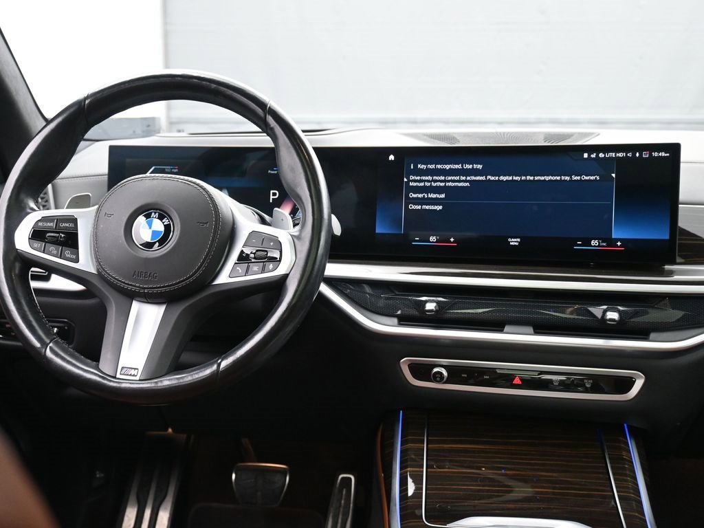 Used 2023 BMW X7 xDrive40i w/ Executive Package image 11