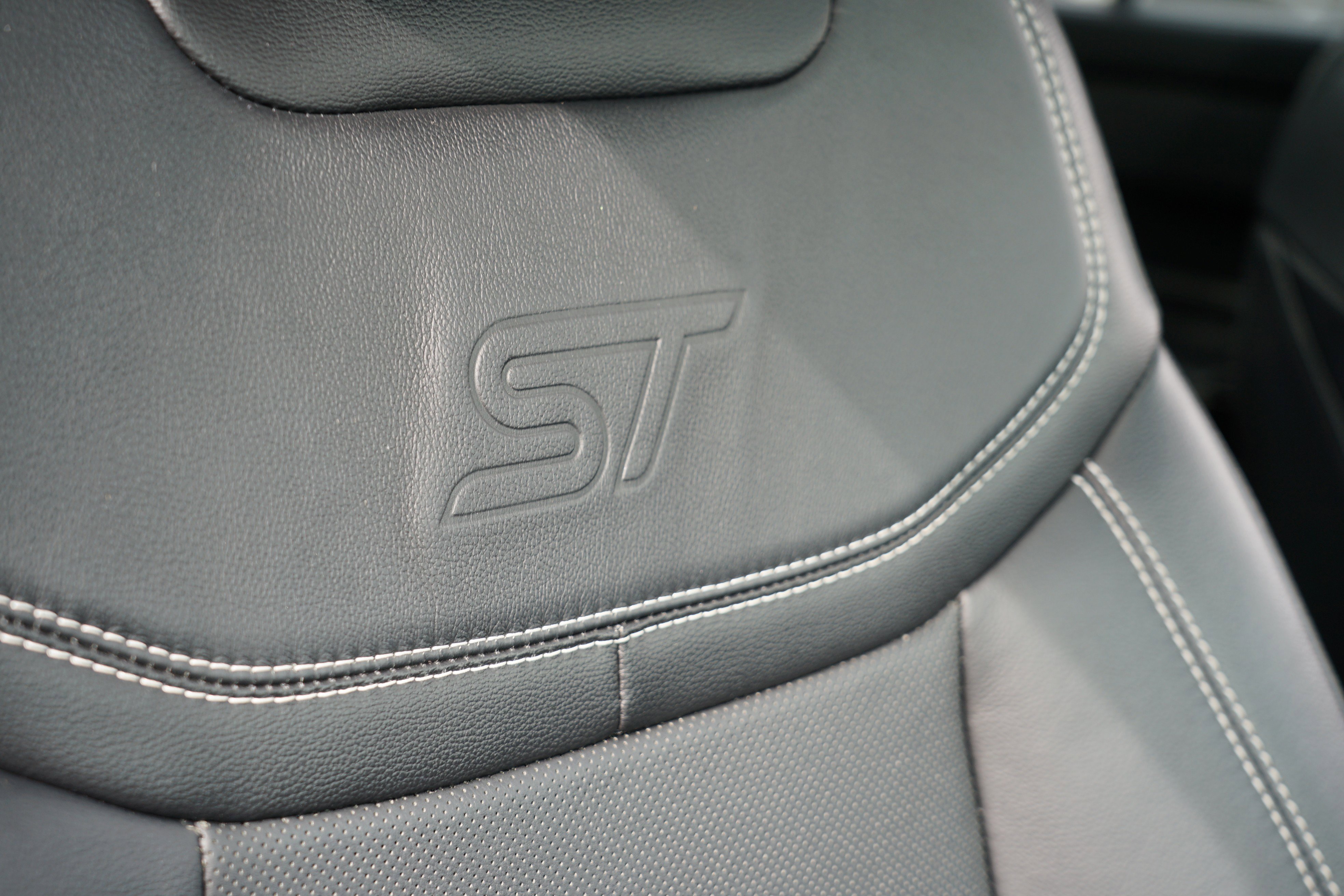 Used 2021 Ford Explorer ST w/ Equipment Group 401A image 37