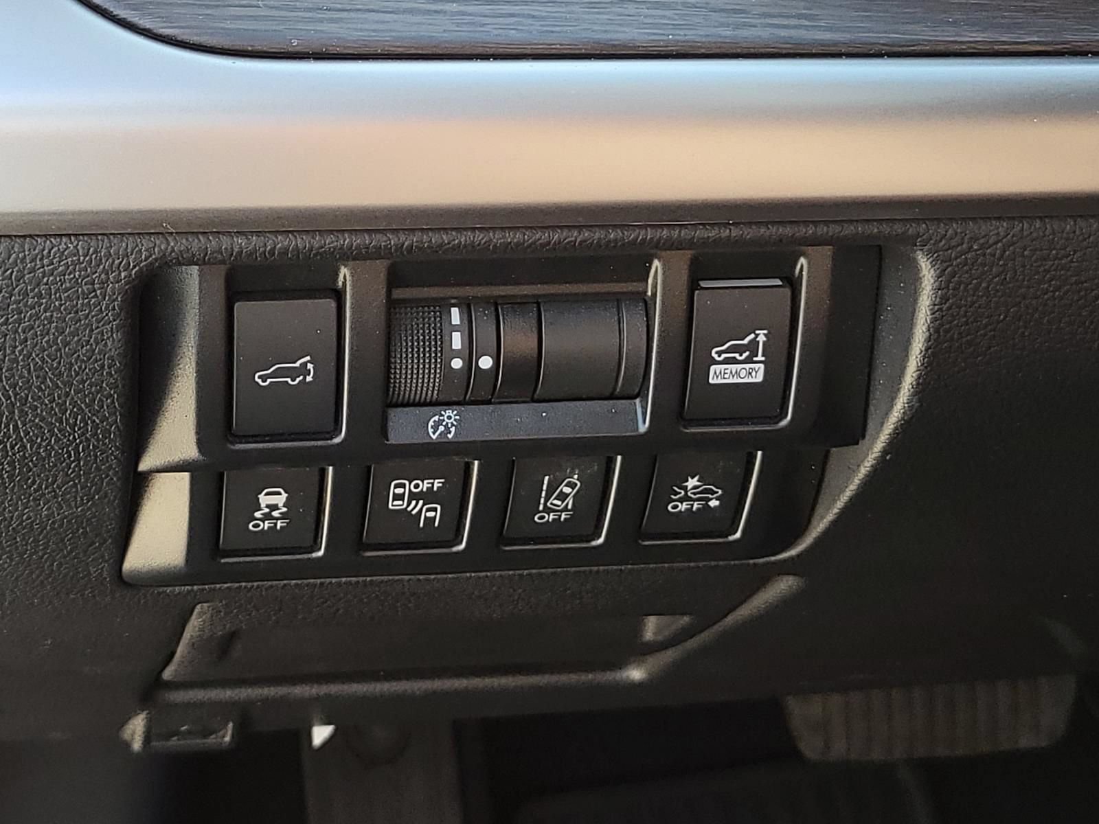 Used 2019 Subaru Outback 2.5i Touring w/ Popular Package #3A AWD/4WD image 22
