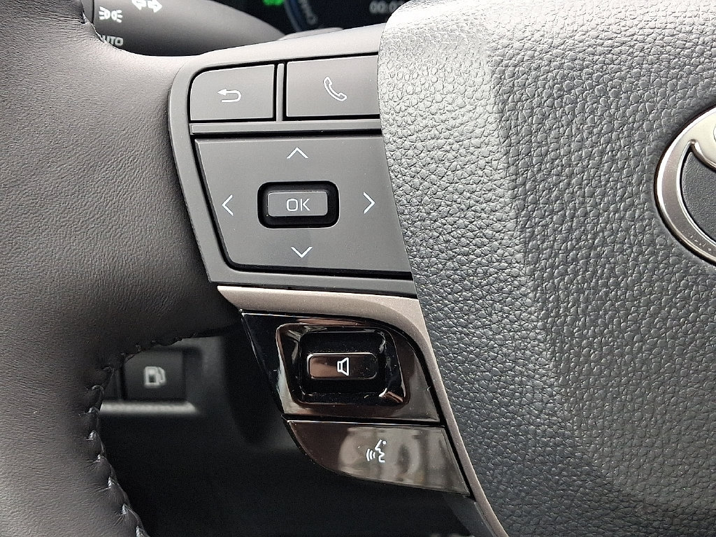 Used 2026 Toyota Camry XSE FWD image 22