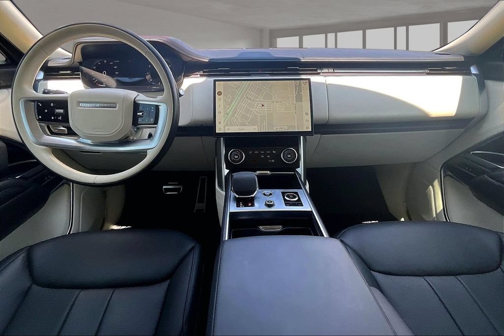 Used 2023 Land Rover Range Rover Autobiography AWD/4WD image 14
