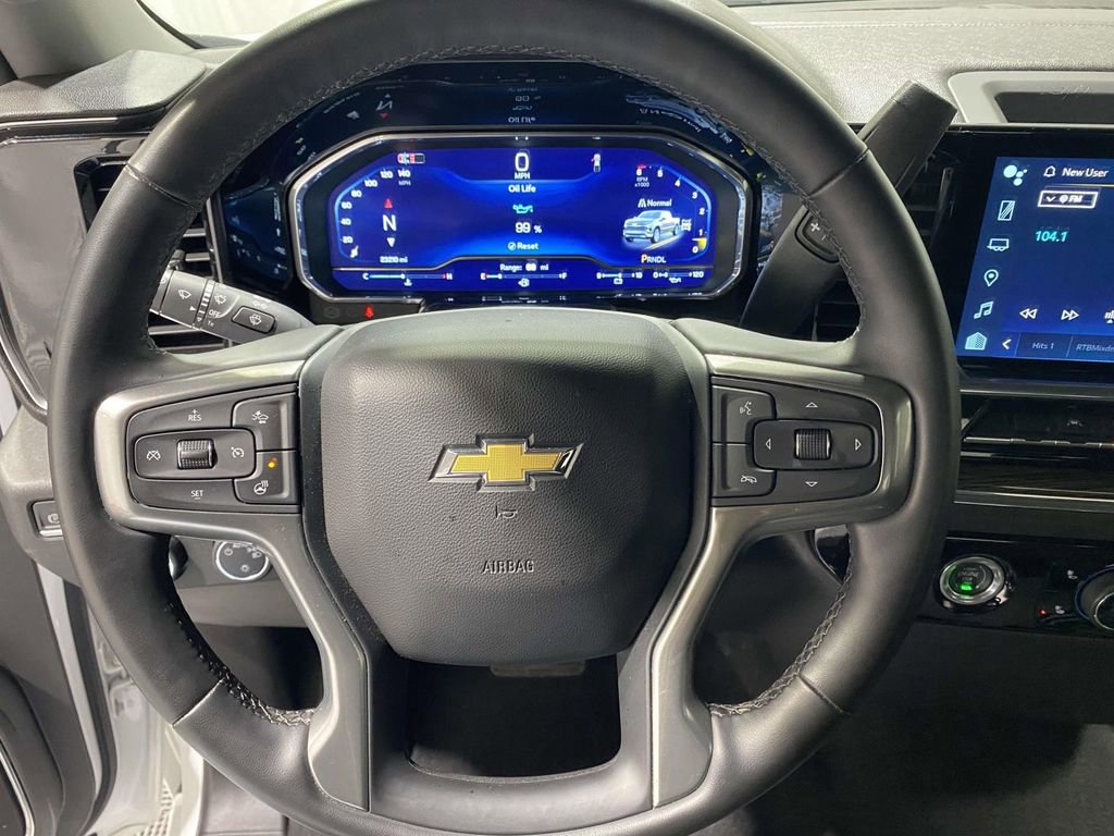 Used 2024 Chevrolet Silverado 1500 LT AWD/4WD image 20