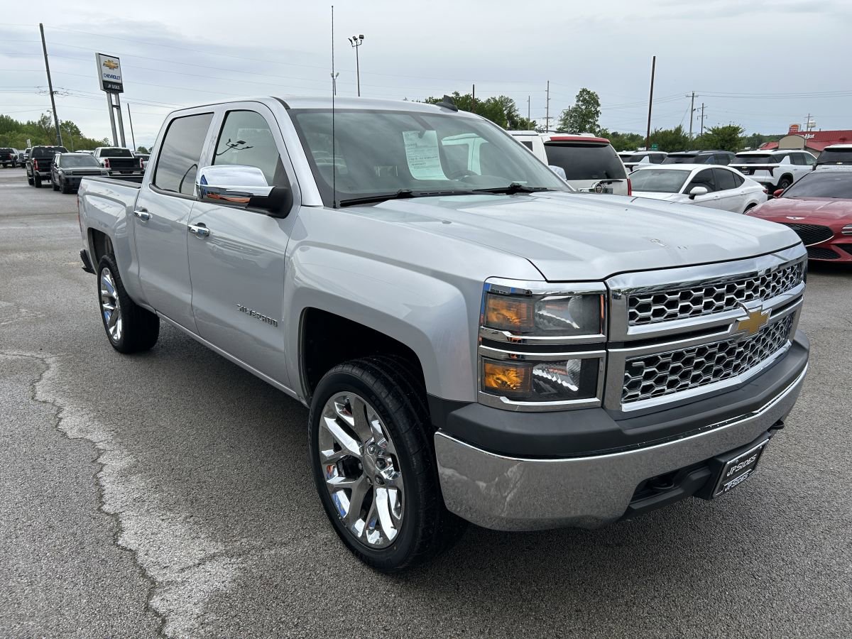 Used 2015 Chevrolet Silverado 1500 LS w/ Trailering Package AWD/4WD image 2