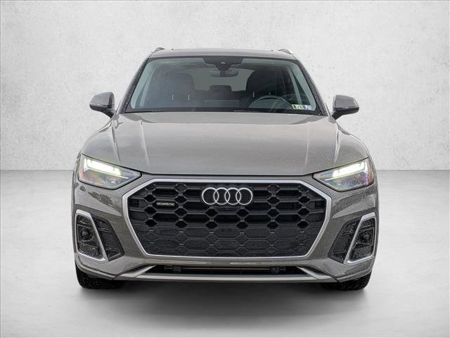 Certified 2023 Audi Q5 2.0T Premium Plus w/ Premium Plus Package image 2