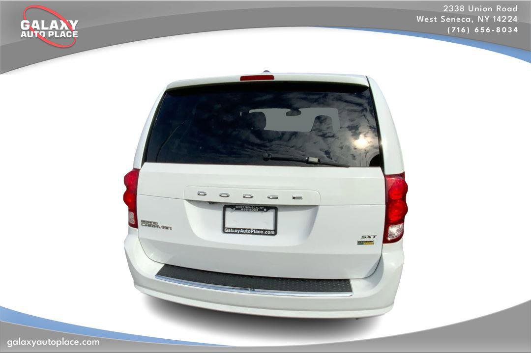 Used 2019 Dodge Grand Caravan SXT image 6