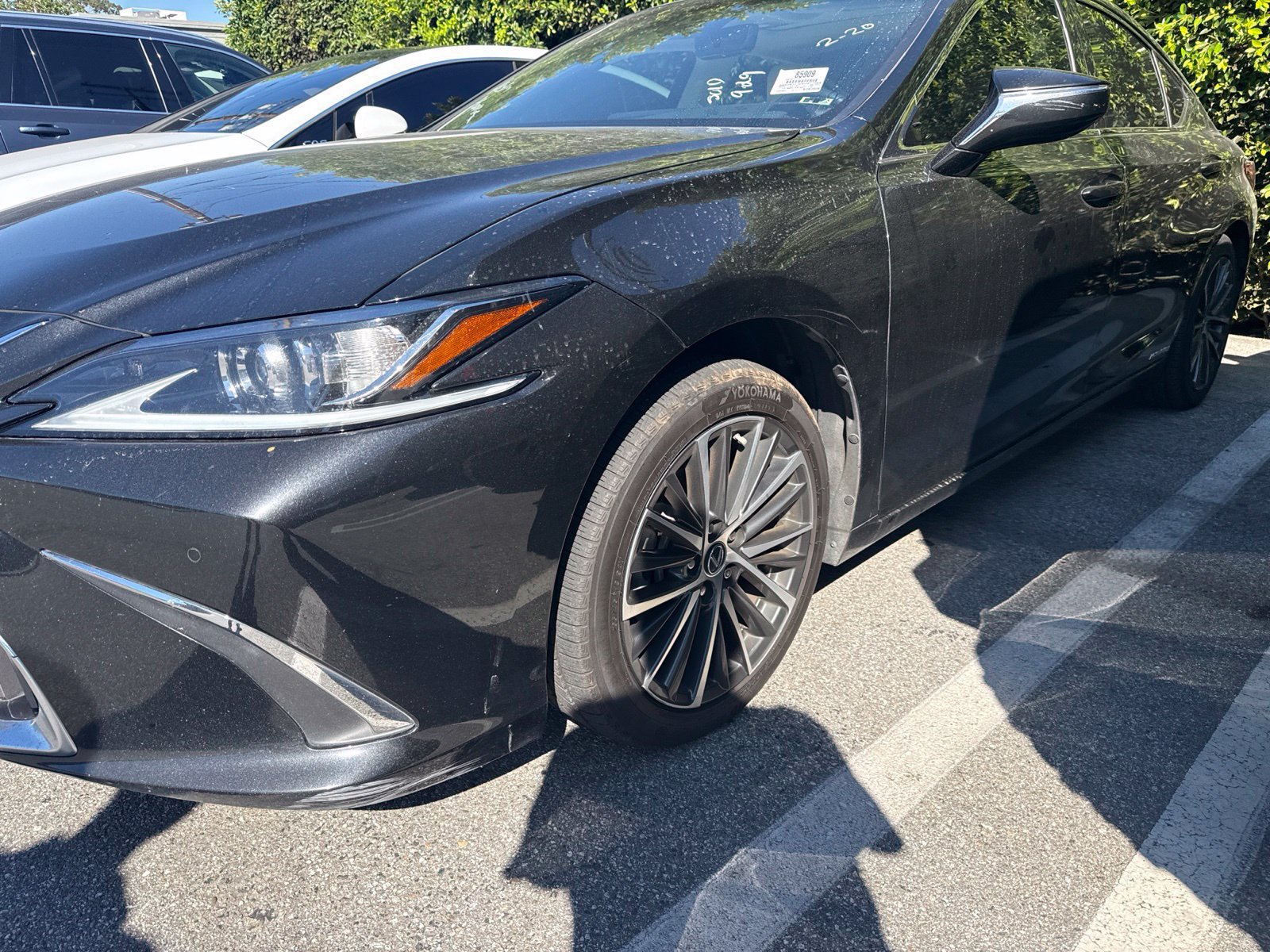 Used 2022 Lexus ES 300h w/ Premium Package FWD image 2