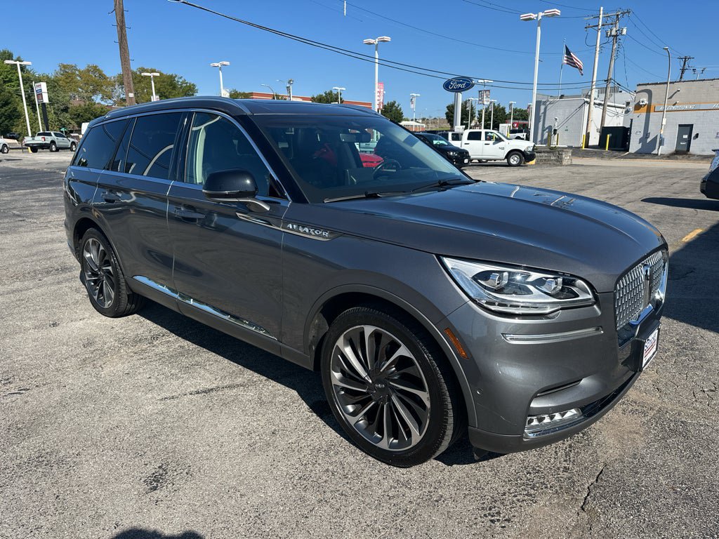 Used 2021 Lincoln Aviator Reserve w/ Equipment Group 202A AWD/4WD image 3