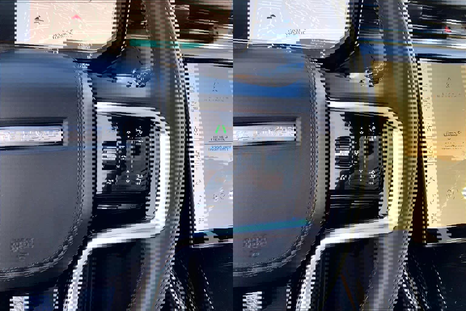 Used 2025 Land Rover Range Rover Sport SE image 23