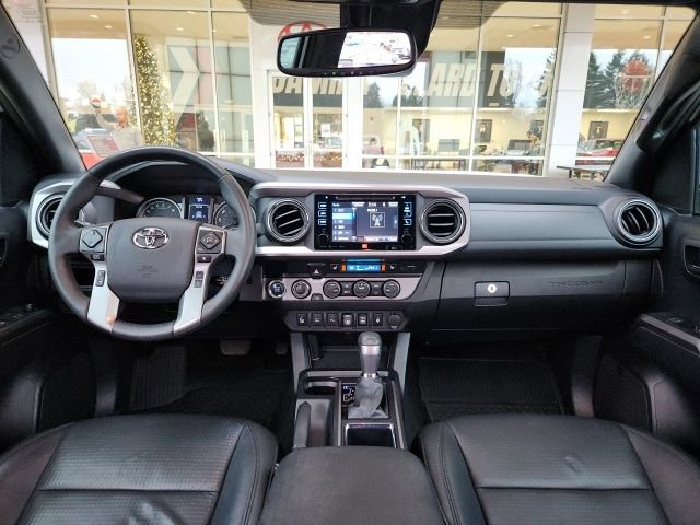 Used 2019 Toyota Tacoma Limited image 22