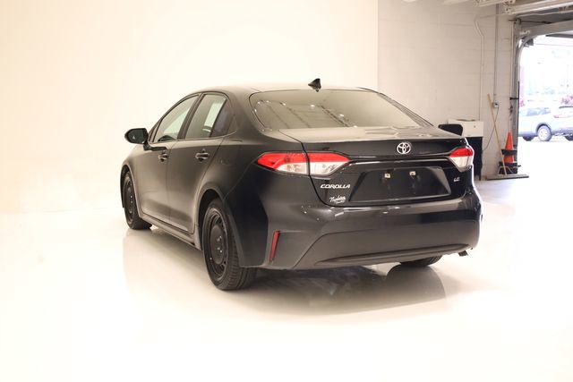 Used 2022 Toyota Corolla LE image 7