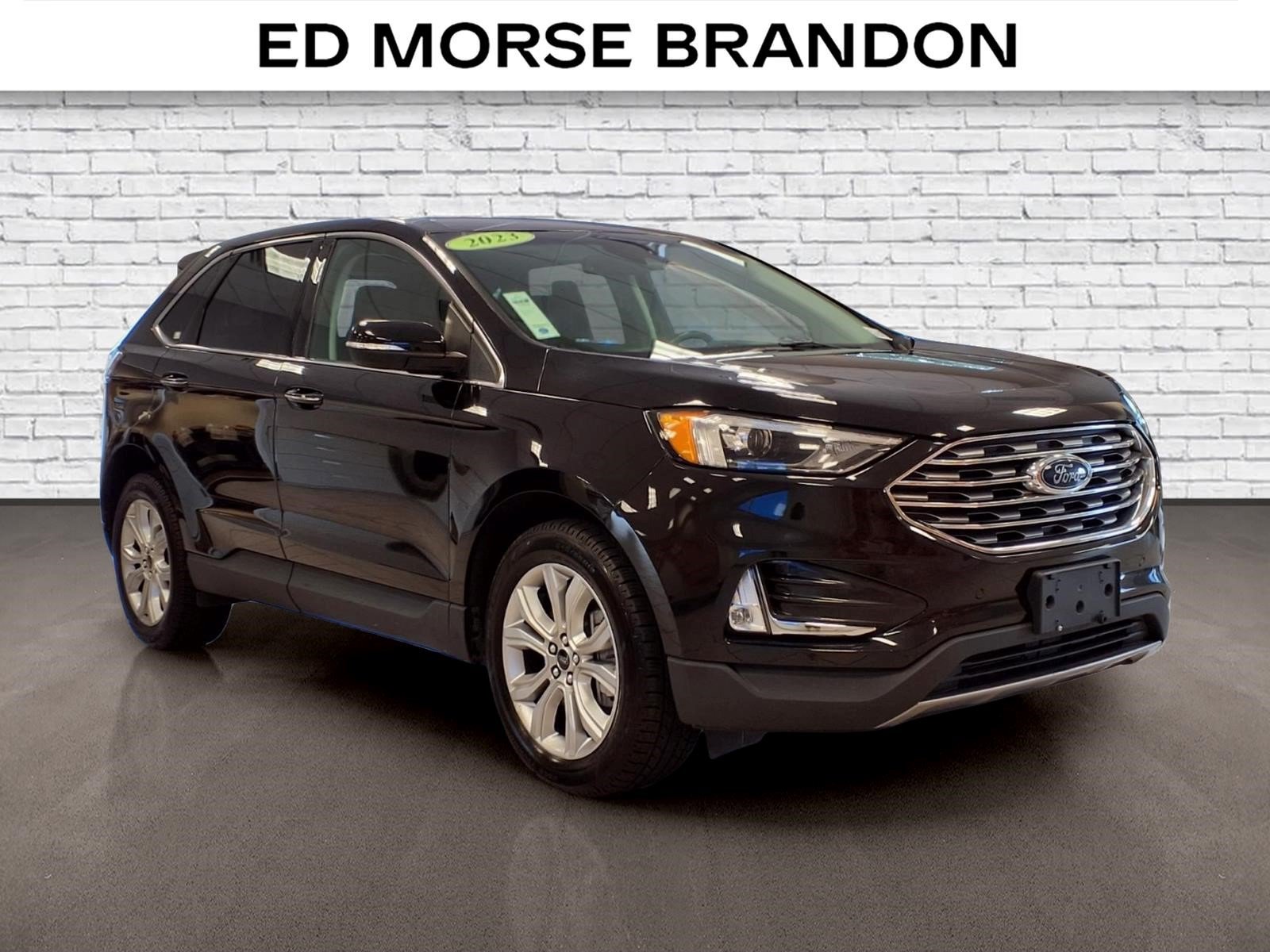 Used 2023 Ford Edge Titanium AWD/4WD image 6