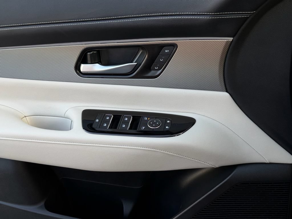 Certified 2025 Nissan Murano SL AWD/4WD image 27
