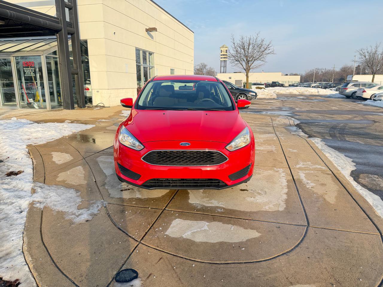 Used 2016 Ford Focus SE image 2