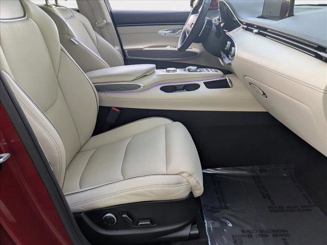 Used 2023 Genesis GV70 2.5T w/ Advanced Package image 22